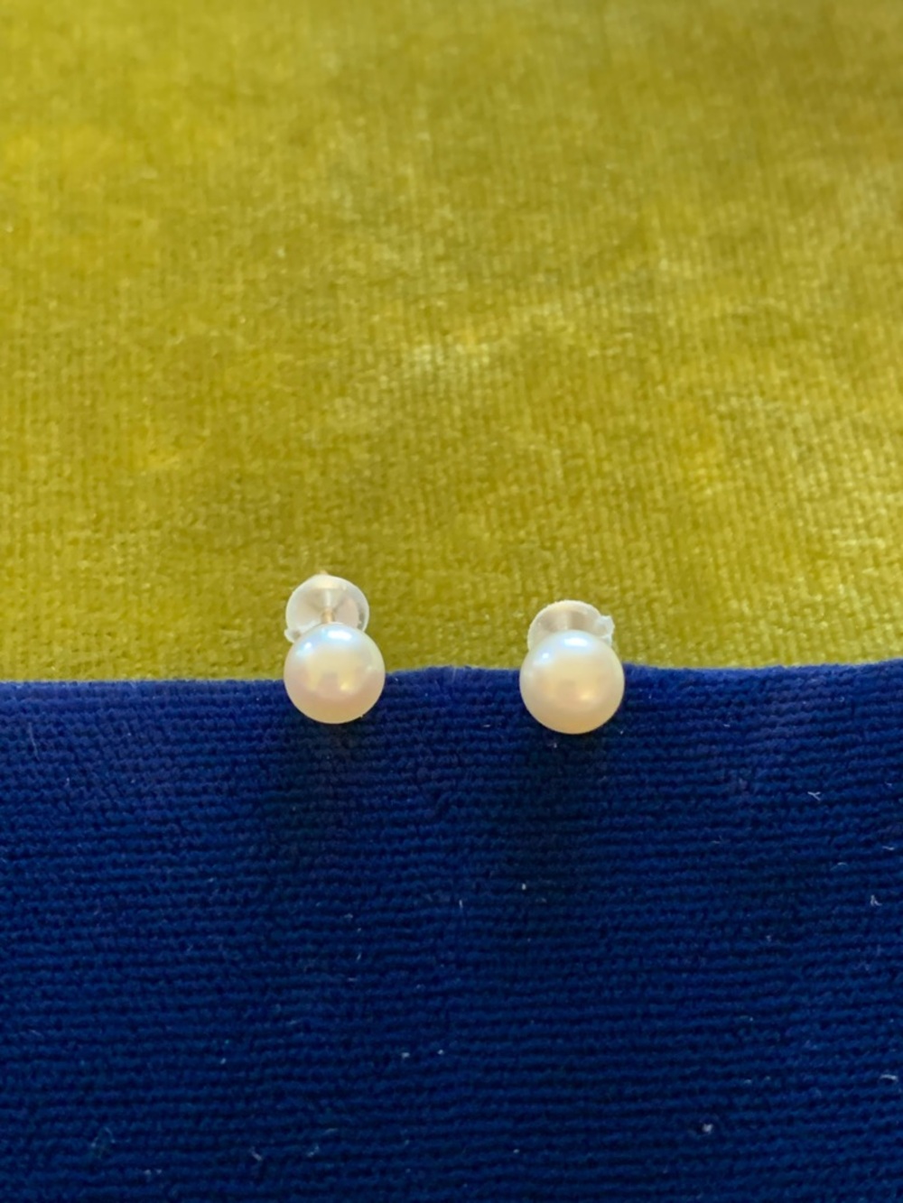 Classic Pearl Stud Earrings - White Pearls 5mm